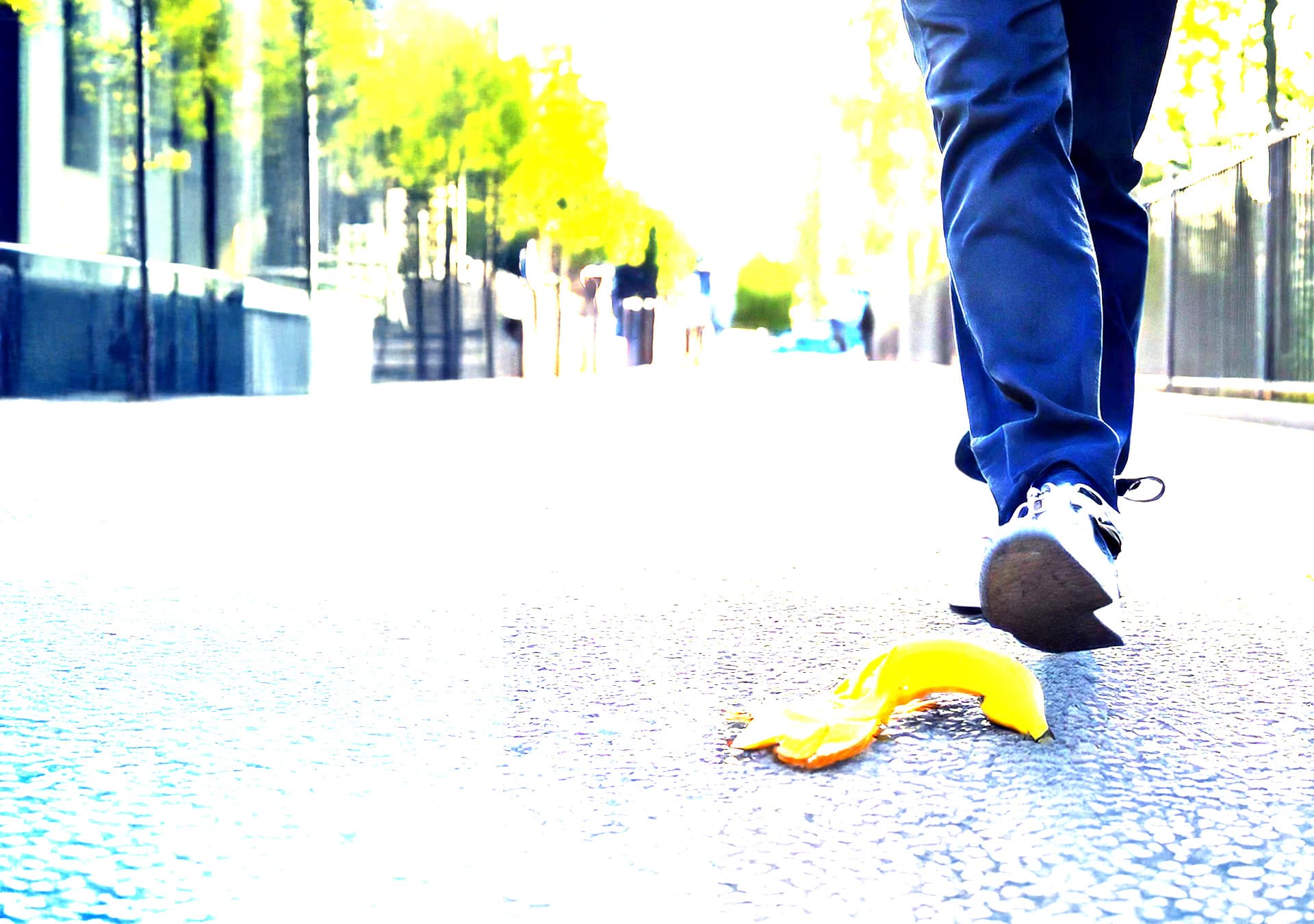 Notfallschlüsselanhänger mit App für Haustiere alleine zu Hause hilft unterwegs